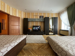 Апартаменты A happy family