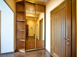 Двухуровневые апартаменты у моря на Античном