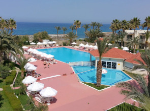 Отель Oscar Resort