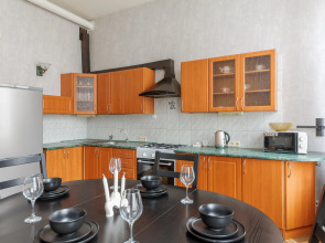 Апартаменты у Казанского Собора DereMRents ДереМРентс