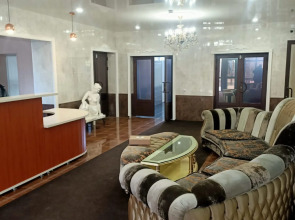 Отель на радужной