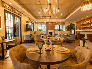 Отель Seventeen Rooms