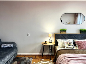 Апартаменты в тихом районе на восьмом этаже