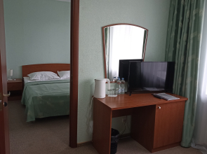 Отель Поворот