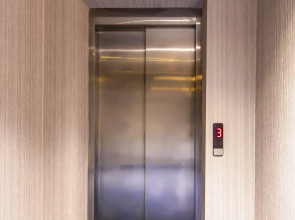 Lenora Airport Hotel