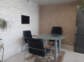 Апартаменты на Правой набережной Сугутки 1