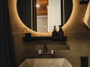 Квартира Стильная Студия для Отдыха на Дзержинского