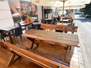 Отель Swiss Holiday