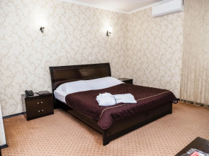 Отель Golden Palace