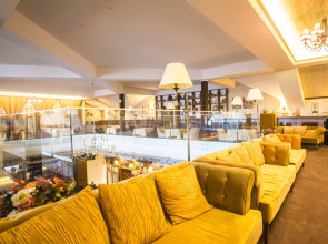 Отель Дрозды Клуб