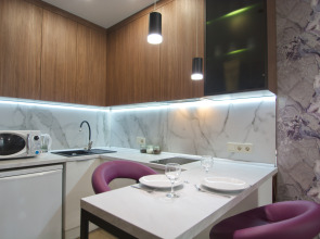 Апартаменты на Лученка 13