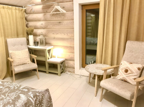 Шале на Скале с Видом на Озеро