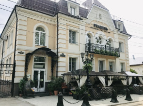 Отель Реавиль