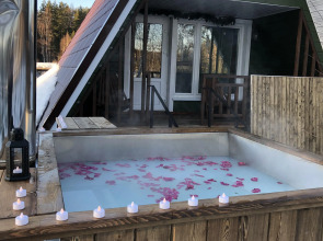 Глэмпинг на Озерах