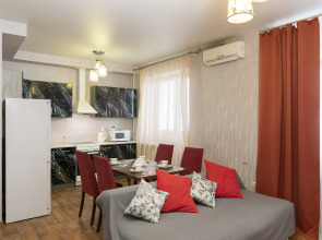 Апартамент Hotel Home Проспект Ленина 112