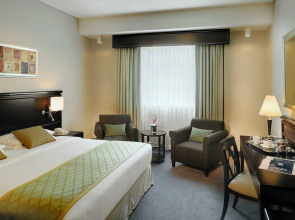 Crowne Plaza Dubai Jumeirah an IHG Hotel