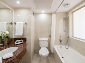 Отель Constantinou Bros Athena Royal Beach