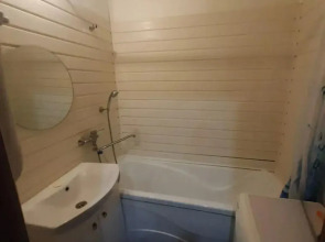 Квартира 1-й Микрорайон 8