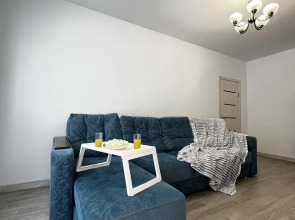 Квартира Просторная 2-комнатная возле Аквапарка