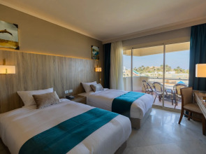 Seven Seas Jolie Bay