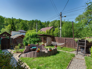 Частный дом с бaнeй на дpoвaх Harmony