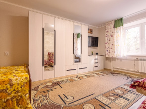 Квартира на Максима Горького 1