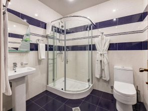 Отель La Defense Yerevan