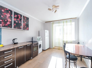 Квартира Островского 75/1