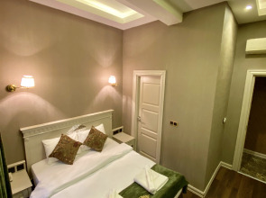 Отель Golden Gate