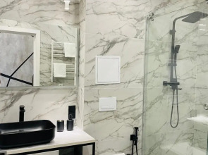 Отель Скала