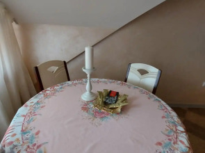 Апартаменты Марципан с выходом на Верхнее озеро на Невского