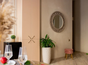 Апартаменты На Ярославской 13