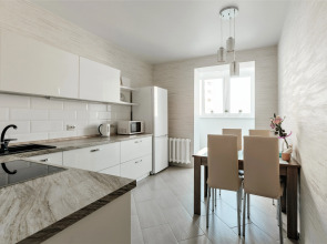 Апартаменты на Крайнова 3А