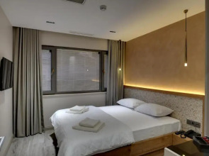 Отель 21 Rooms Hotel