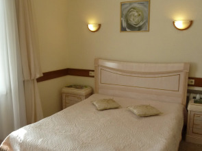 Отель Александрия