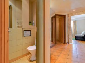 Апартаменты Грибоедова 38