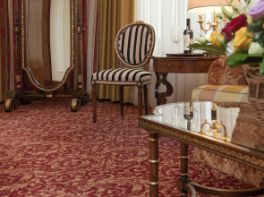 Отель Nobil Luxury