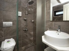 Отель Maya Bistro Beach