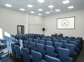 Отель Ani Forest Hills Resort