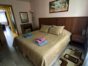 Апартаменты  3-комнатные с 2 спальнями №2