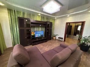 Апартаменты Крылова 36