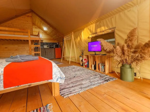 Глэмпинг Гости