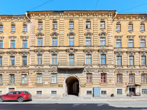 Квартира Orlov House с видом на крыши Петербурга