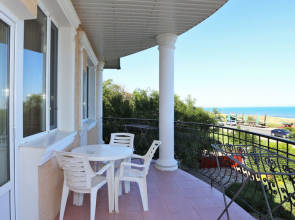 Отель Экватор