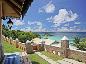 Апартаменты Au Fond De Mer View