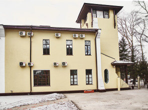 Отель Империал