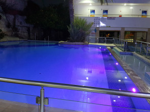 Отель Pambos napa rocks