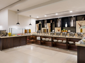 Holiday Inn Express Dubai Jumeirah an IHG Hotel