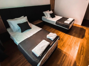 Отель Tepe Hotel & Business Suite