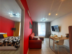 Апартаменты Дизайнерская Двушка в ЖК Амурский парк